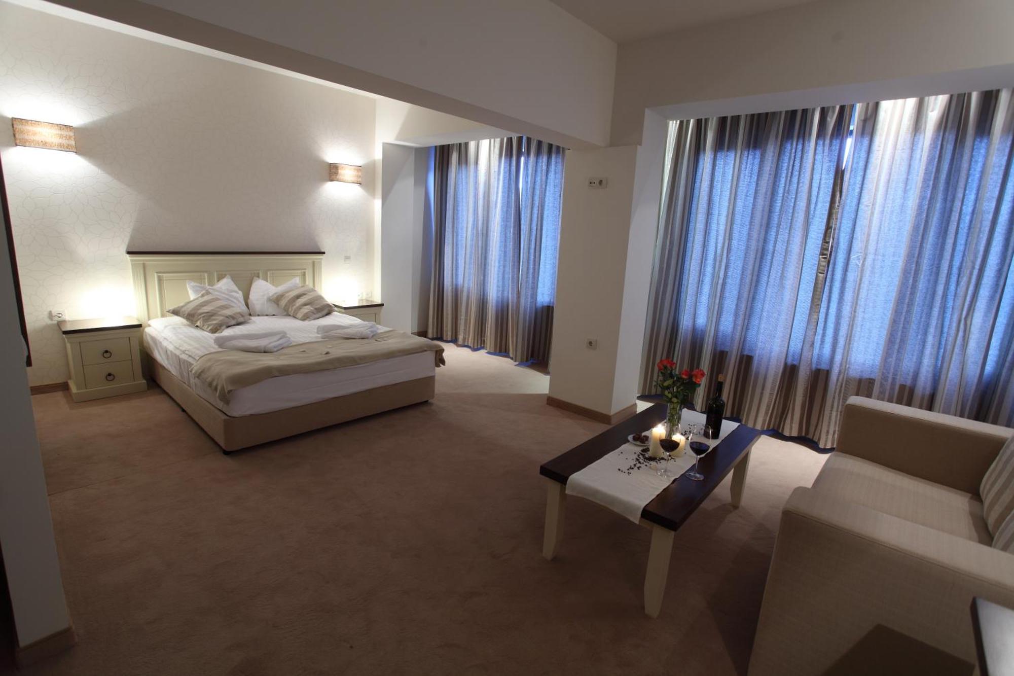 Hotel Par Avion Aprilci Kültér fotó